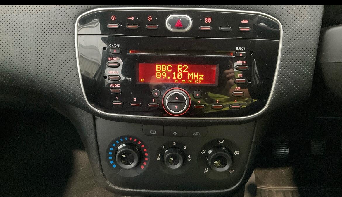 Used Fiat Punto Evo 2011 for sale - 76099497: Photo 8