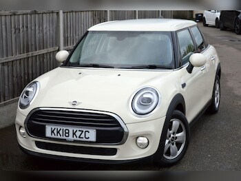 Used MINI Hatch 2018 for sale - 76560920: Photo