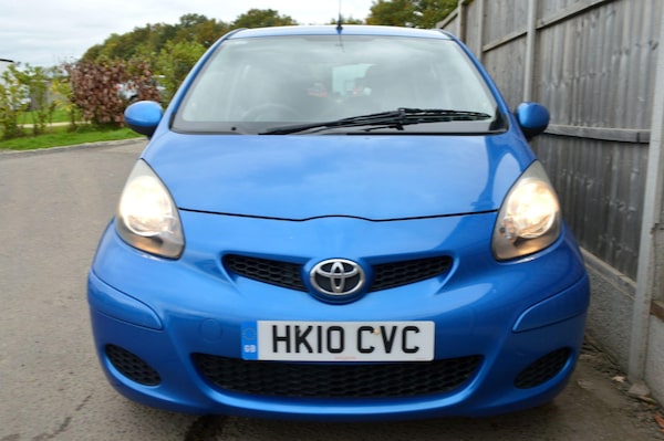 Used Toyota AYGO 2010 for sale - 76259592: Photo 4
