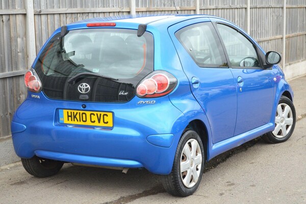 Used Toyota AYGO 2010 for sale - 76259592: Photo 9