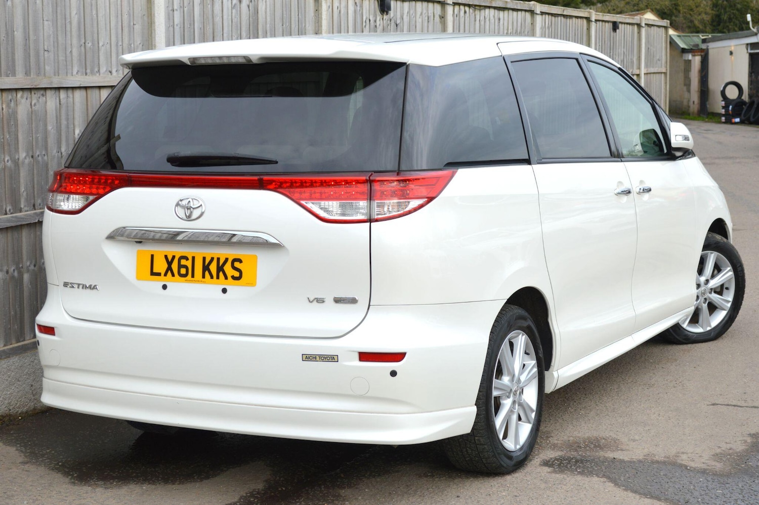 Used Toyota Estima 2026 for sale - 77633634: Photo 14