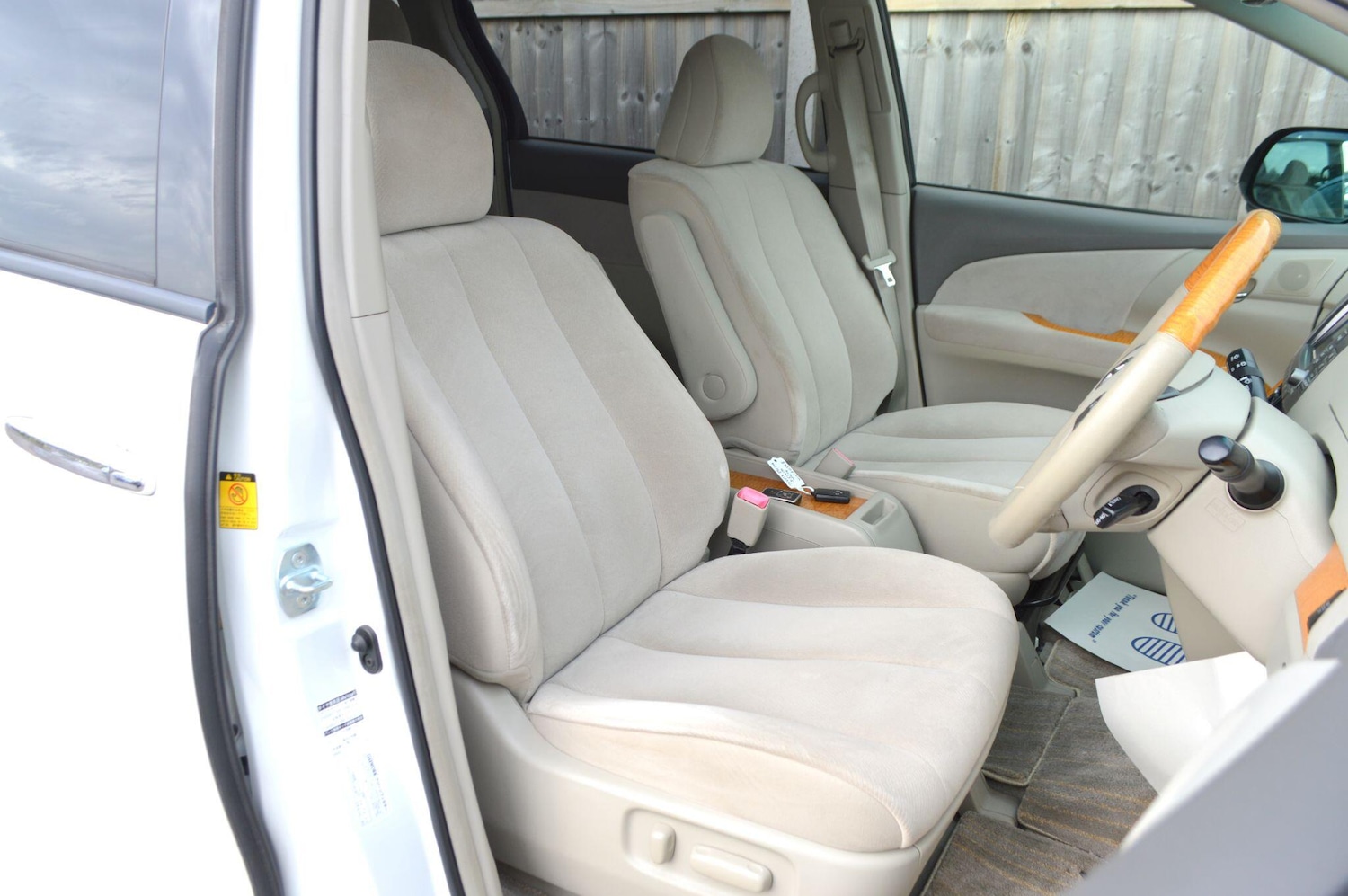 Used Toyota Estima 2026 for sale - 77633634: Photo 20