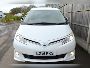 Used Toyota Estima 2011 for sale - 77633634: Photo