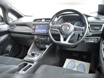 Used Nissan Leaf 2022 for sale - 78135581: Photo