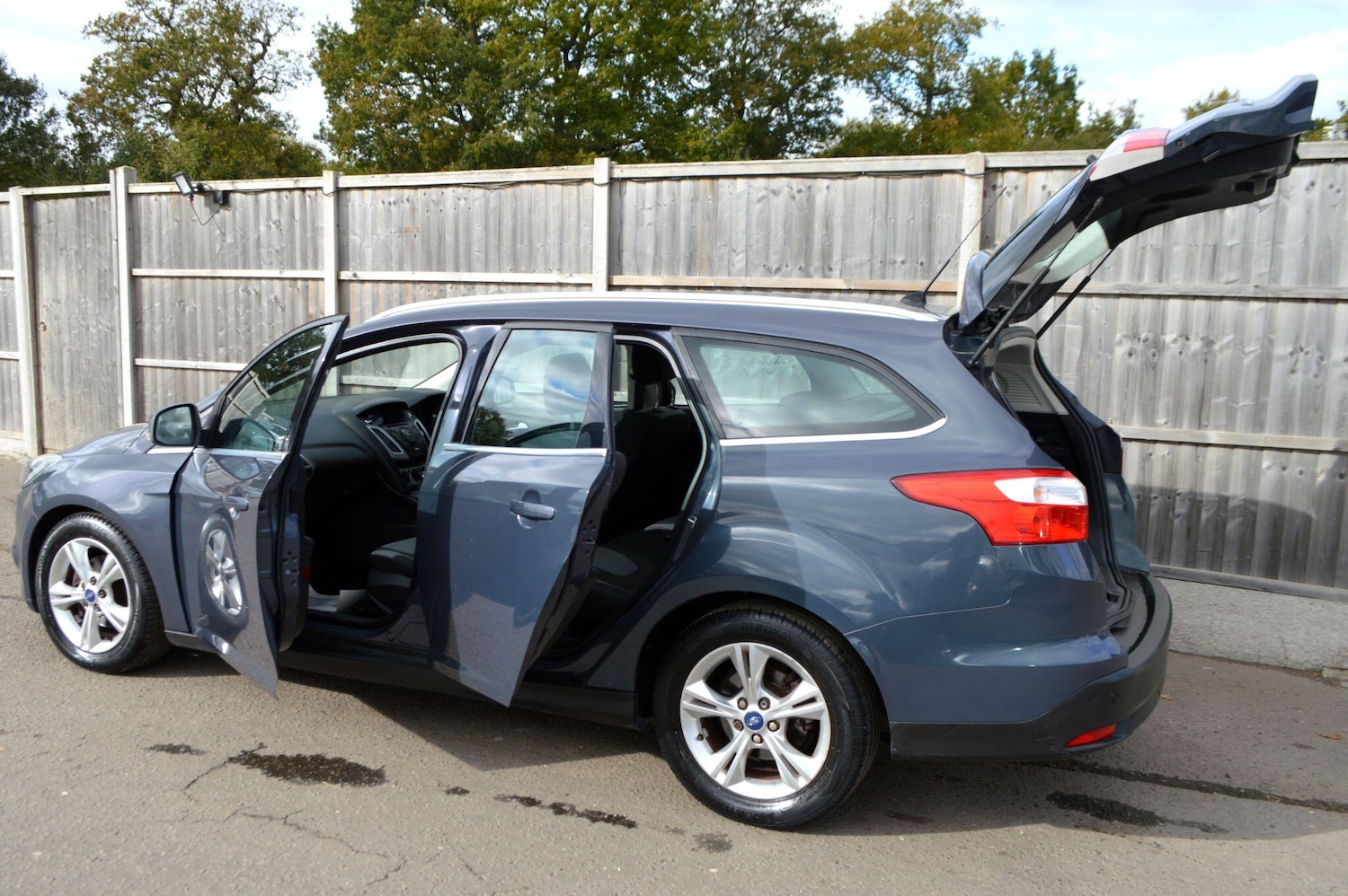 Used Ford Focus 2011 for sale - 77120396: Photo 22