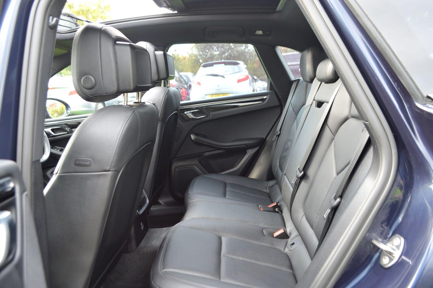 Used Porsche Macan for sale - 77343902: Photo 32