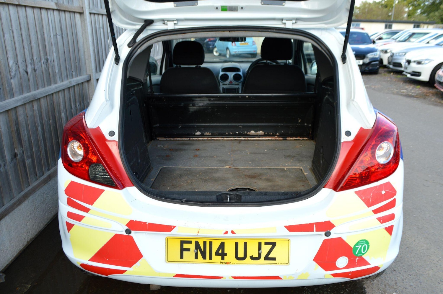 Used Vauxhall Corsa 2014 for sale - 76988687: Photo 9