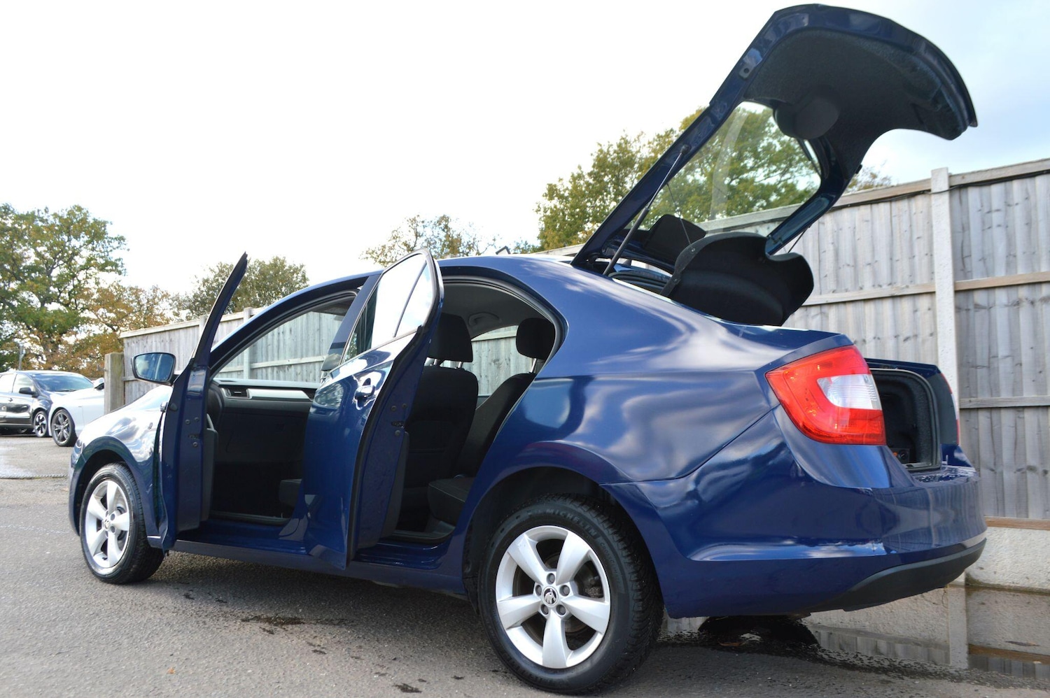 Used Skoda Rapid 2014 for sale - 76456810: Photo 12