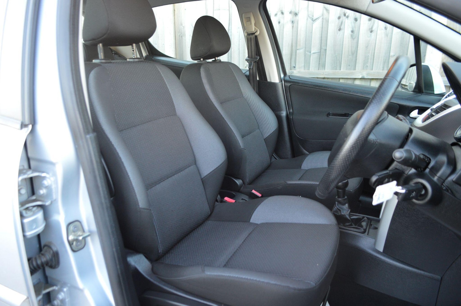 Used Peugeot 207 2012 for sale - 78058500: Photo 17