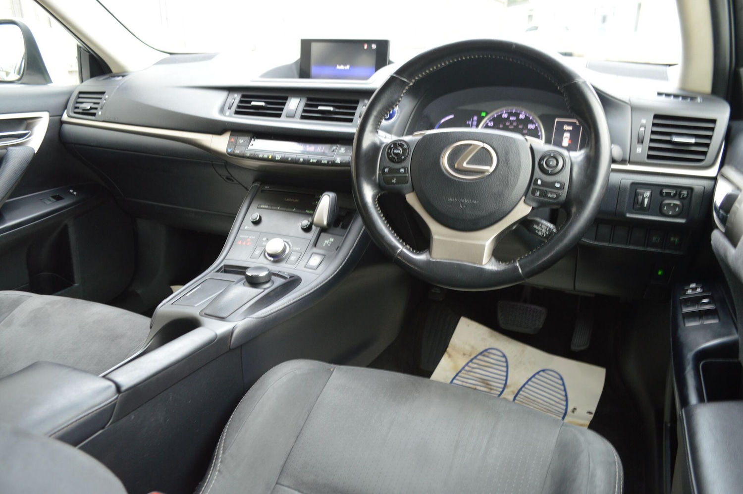 Used Lexus CT 2018 for sale - 77267223: Photo 2