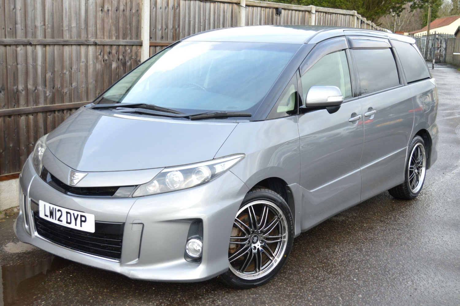 Used Toyota Estima 2026 for sale - 77305780: Photo 3