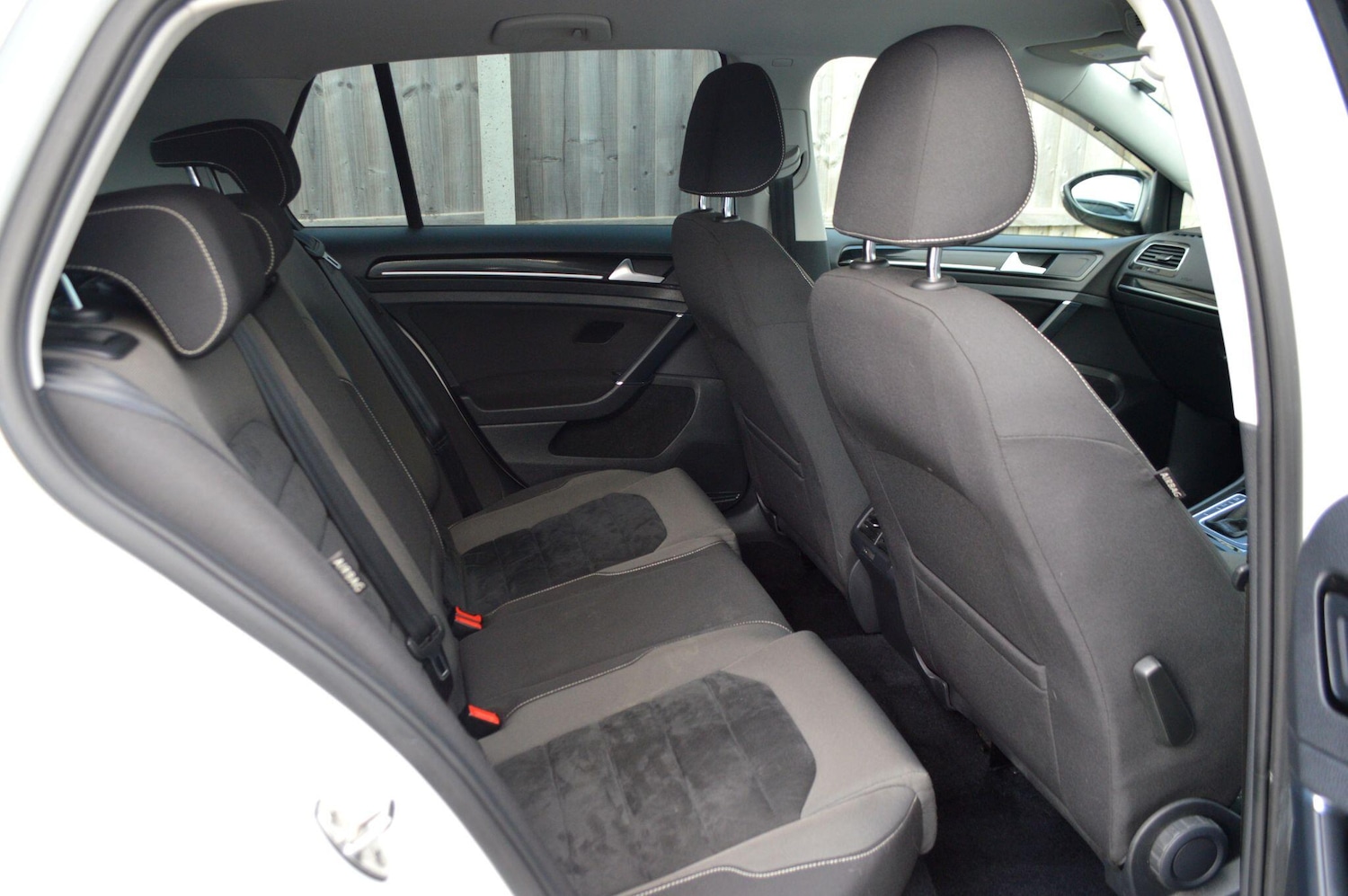 Used Volkswagen Golf 2024 for sale - 76964686: Photo 11