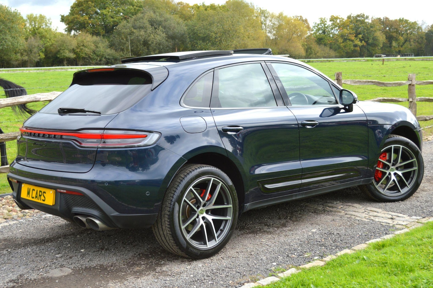 Used Porsche Macan 2022 for sale - 76295186: Photo 17
