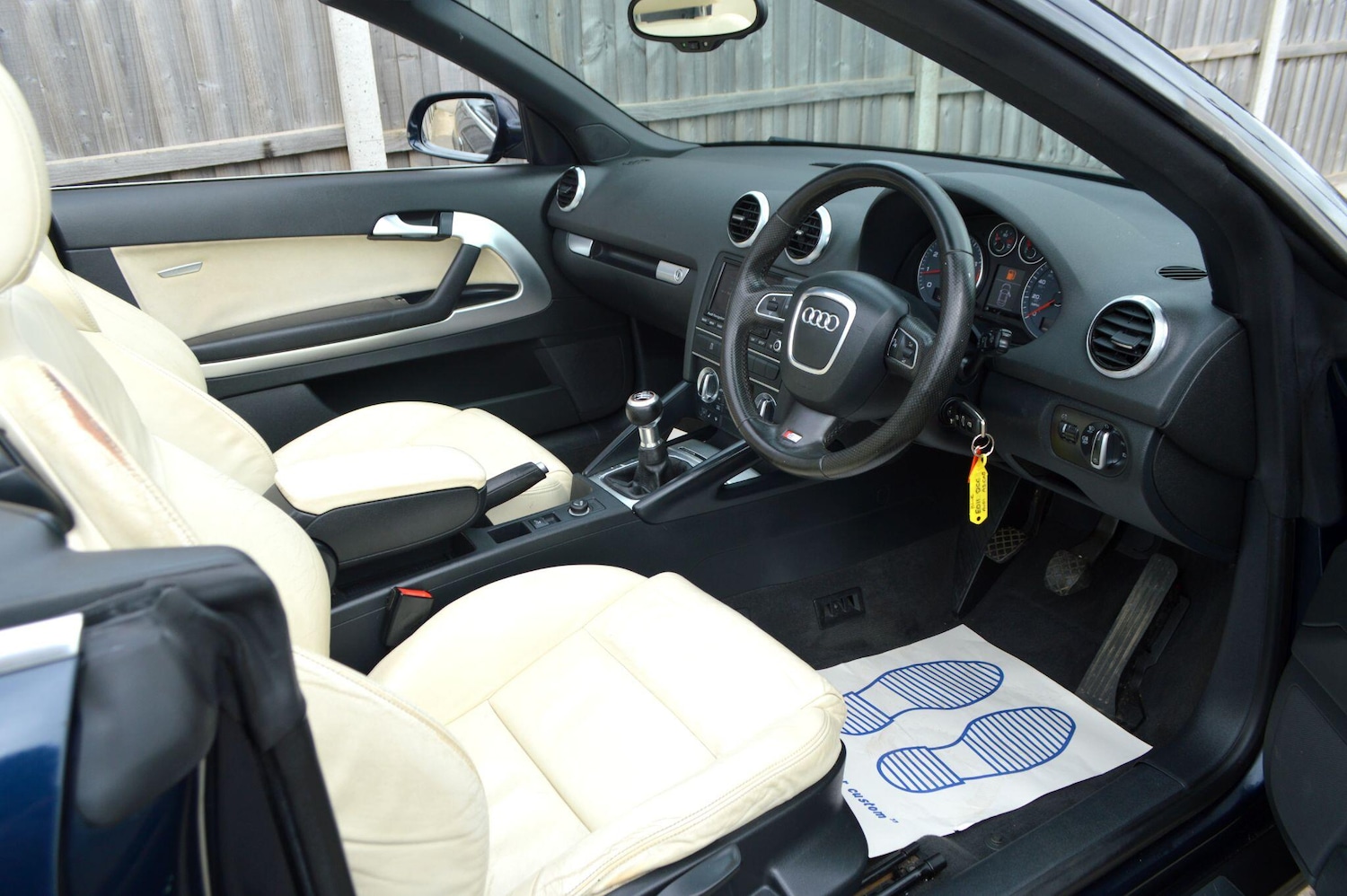 Used Audi A3 Cabriolet for sale - 78135676: Photo 2