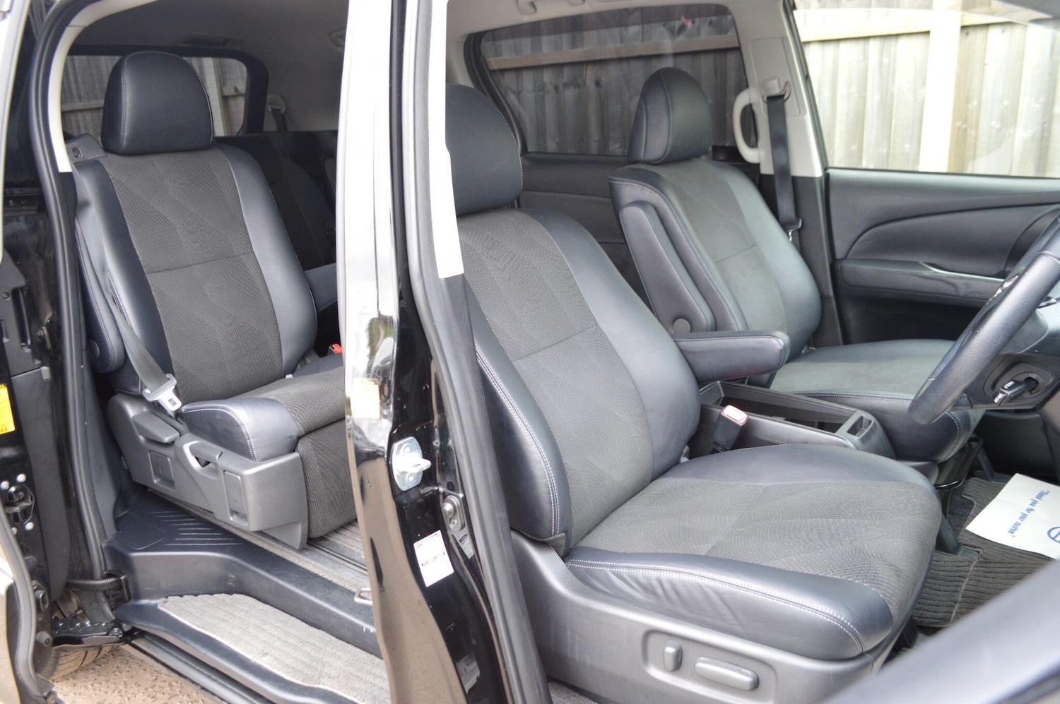 Used Toyota Estima 2026 for sale - 77696352: Photo 18