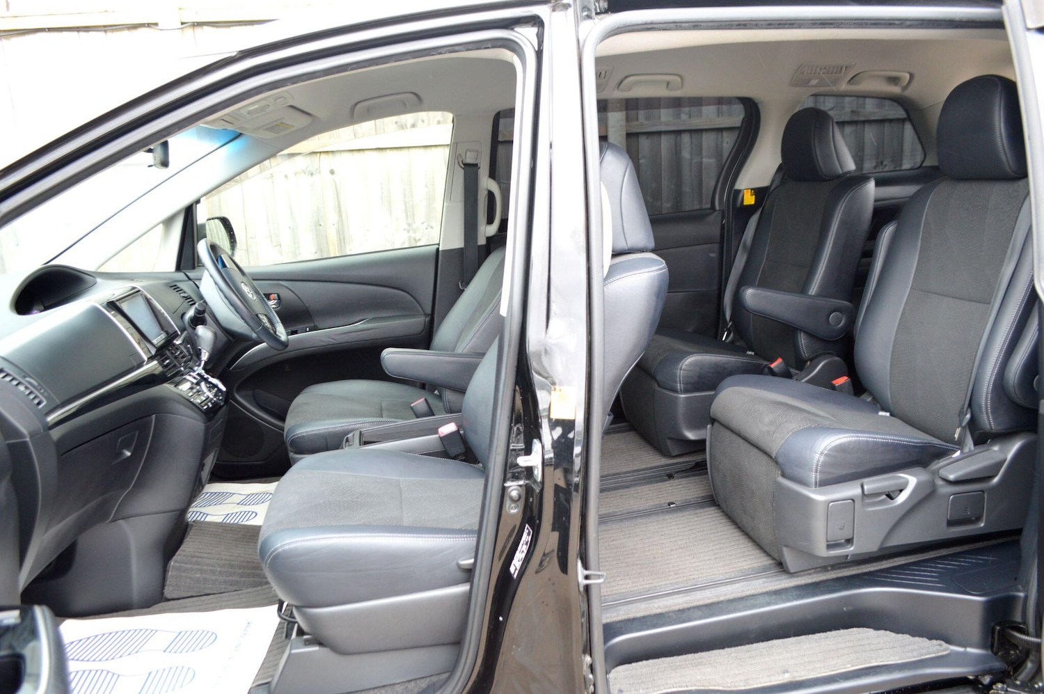 Used Toyota Estima 2026 for sale - 77696352: Photo 21