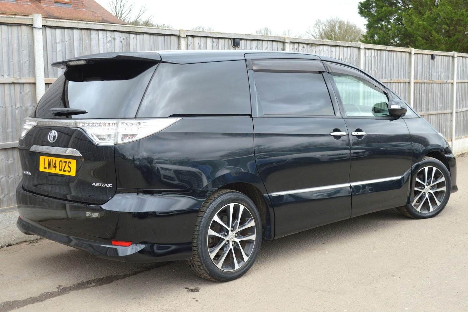 Used Toyota Estima 2026 for sale - 77696352: Photo 23