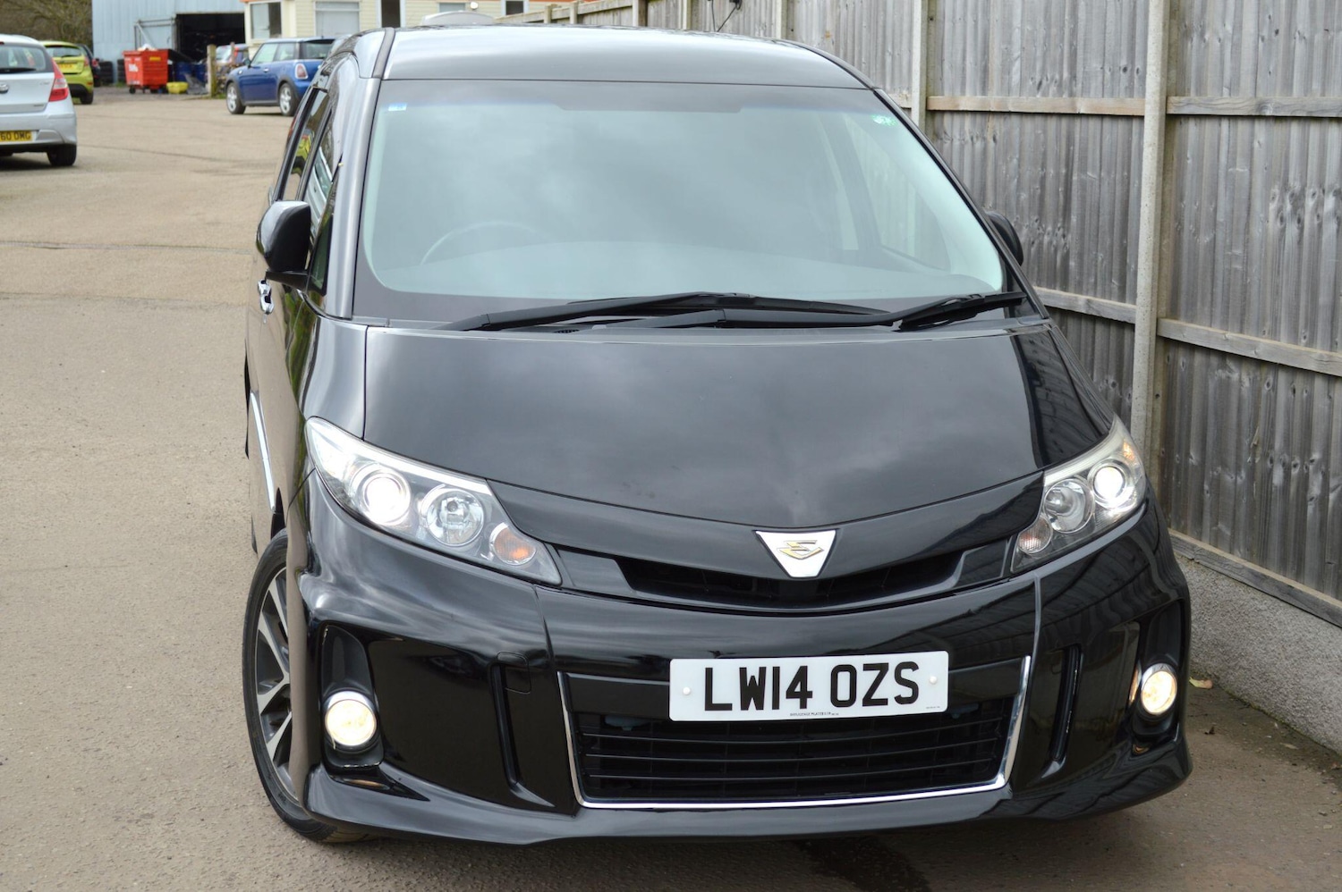 Used Toyota Estima 2026 for sale - 77696352: Photo 24