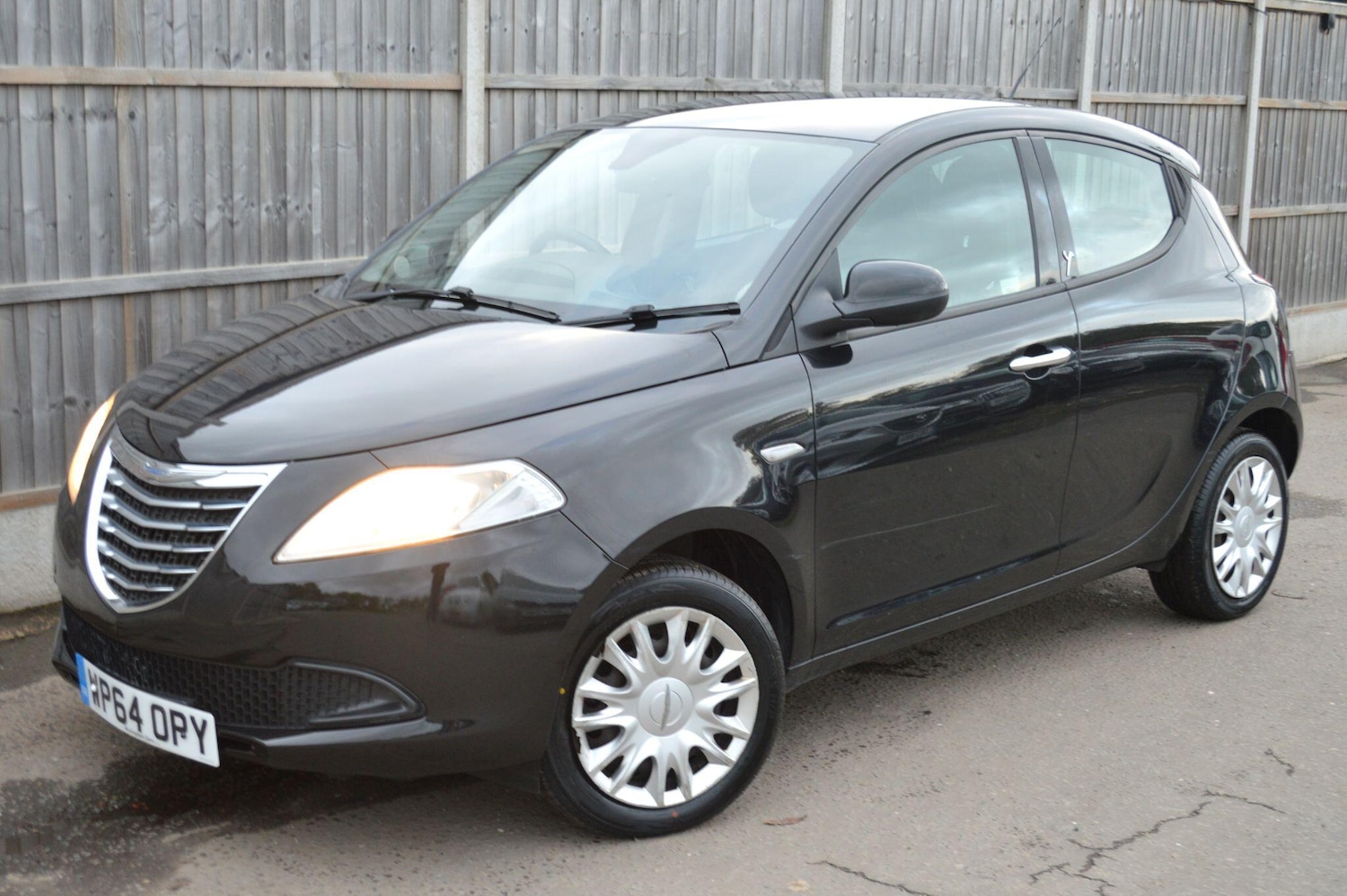 Used Chrysler Ypsilon 2014 for sale - 76512193: Photo 15