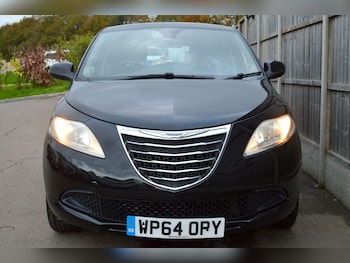 Used Chrysler Ypsilon 2014 for sale - 76512193: Photo