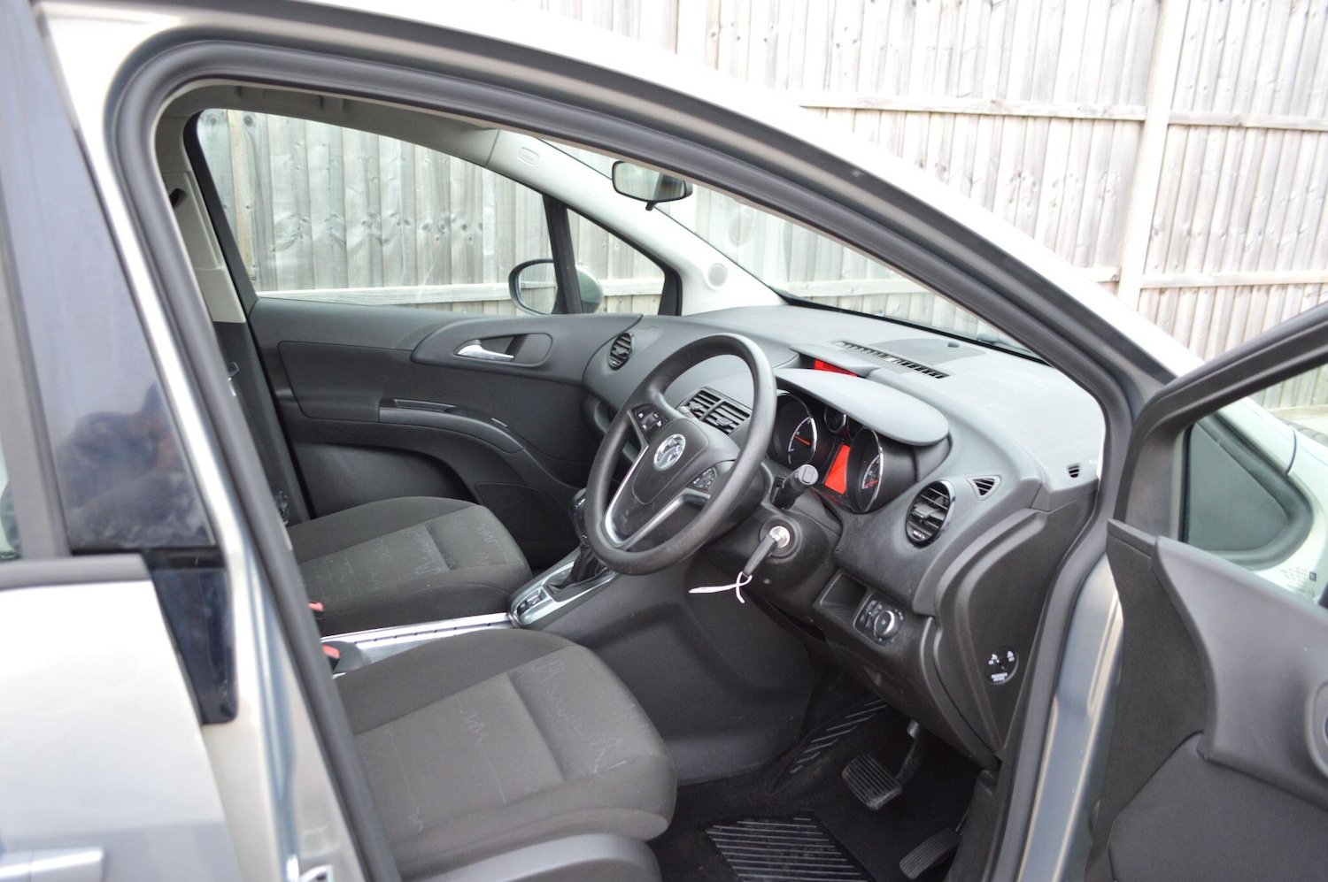 Used Vauxhall Meriva 2010 for sale - 76349695: Photo 18