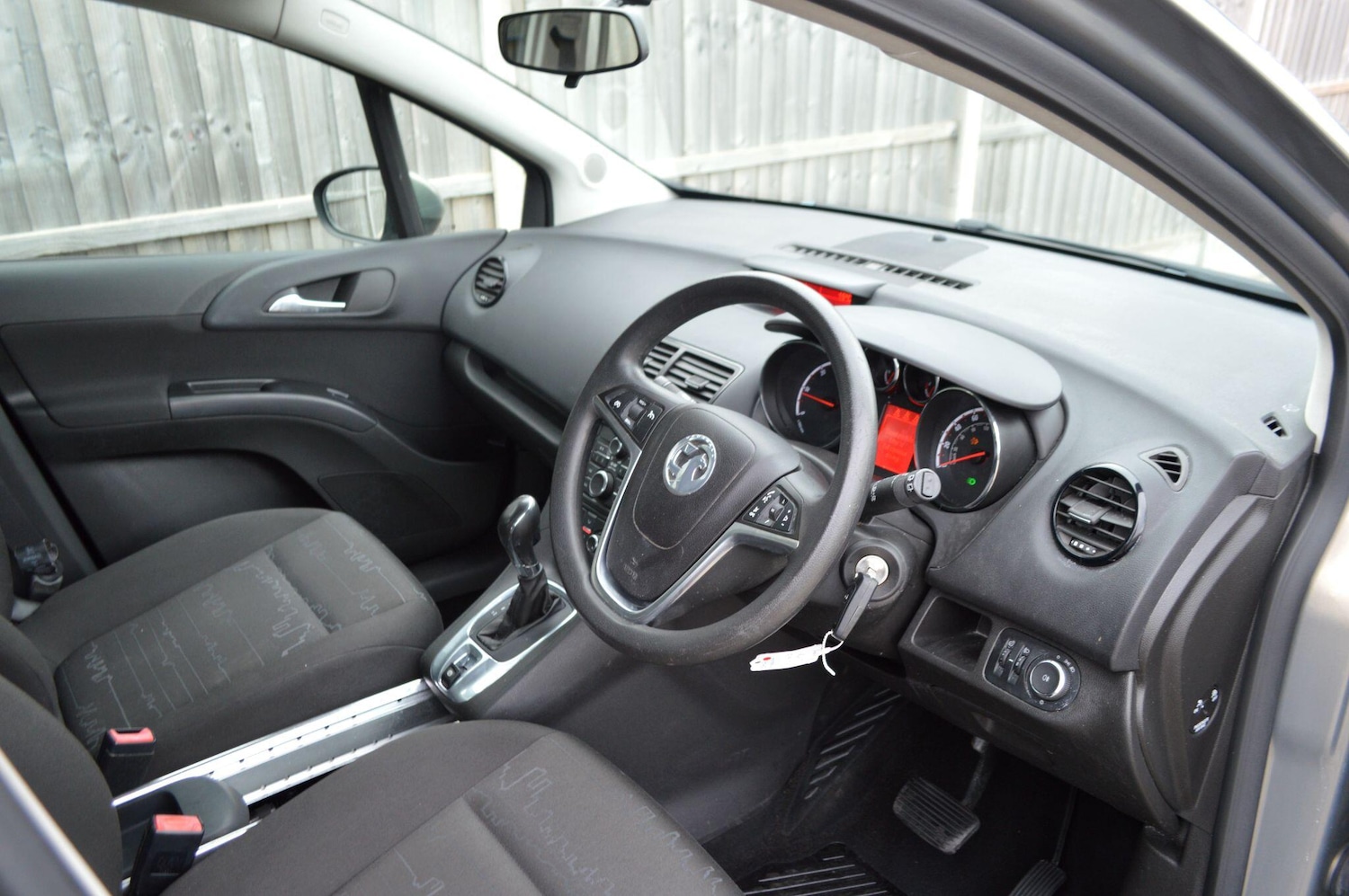 Used Vauxhall Meriva 2010 for sale - 76349695: Photo 19