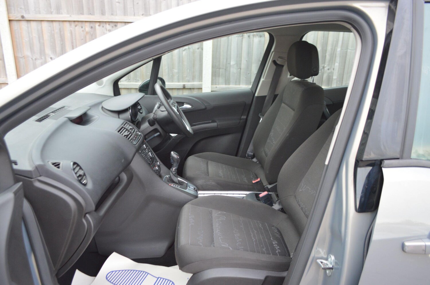 Used Vauxhall Meriva 2010 for sale - 76349695: Photo 20
