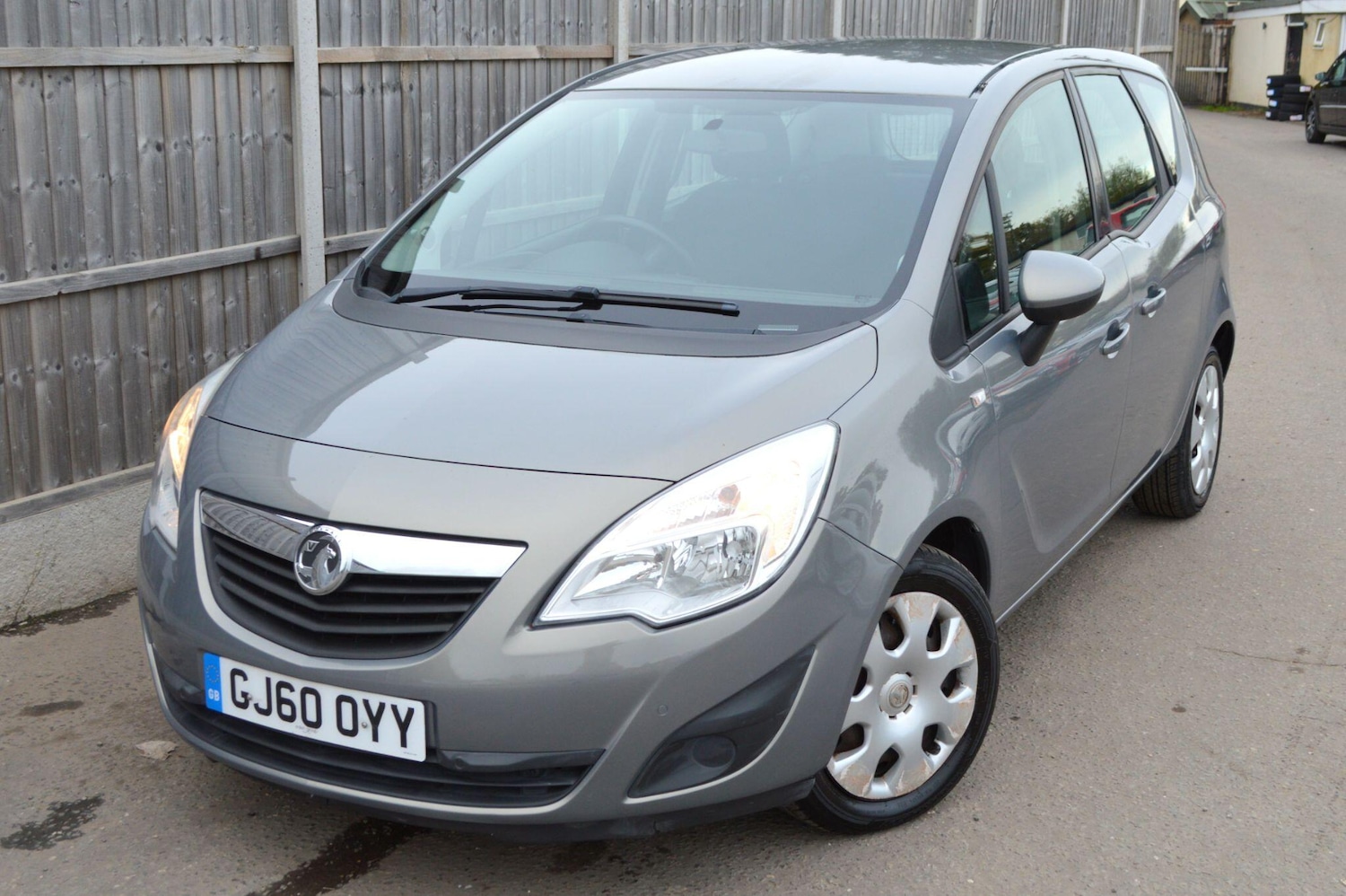 Used Vauxhall Meriva 2010 for sale - 76349695: Photo 3