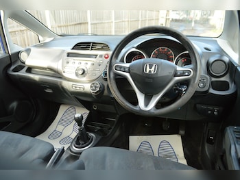 Used Honda Jazz 2009 for sale - 76592835: Photo