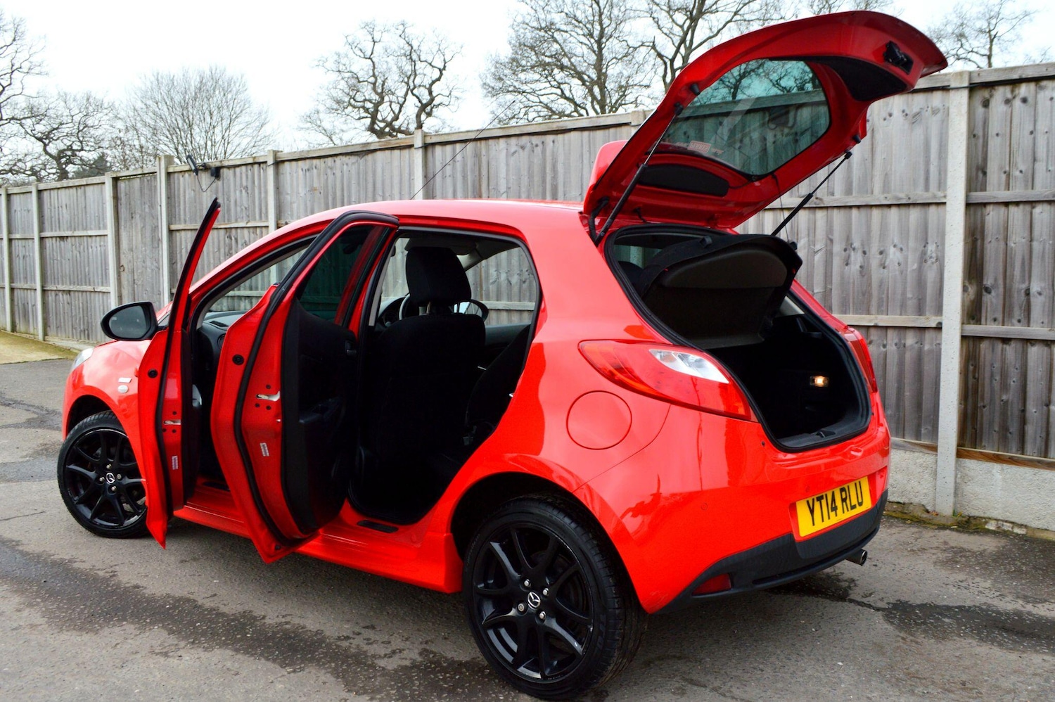 Used Mazda Mazda2 2014 for sale - 77330673: Photo 14