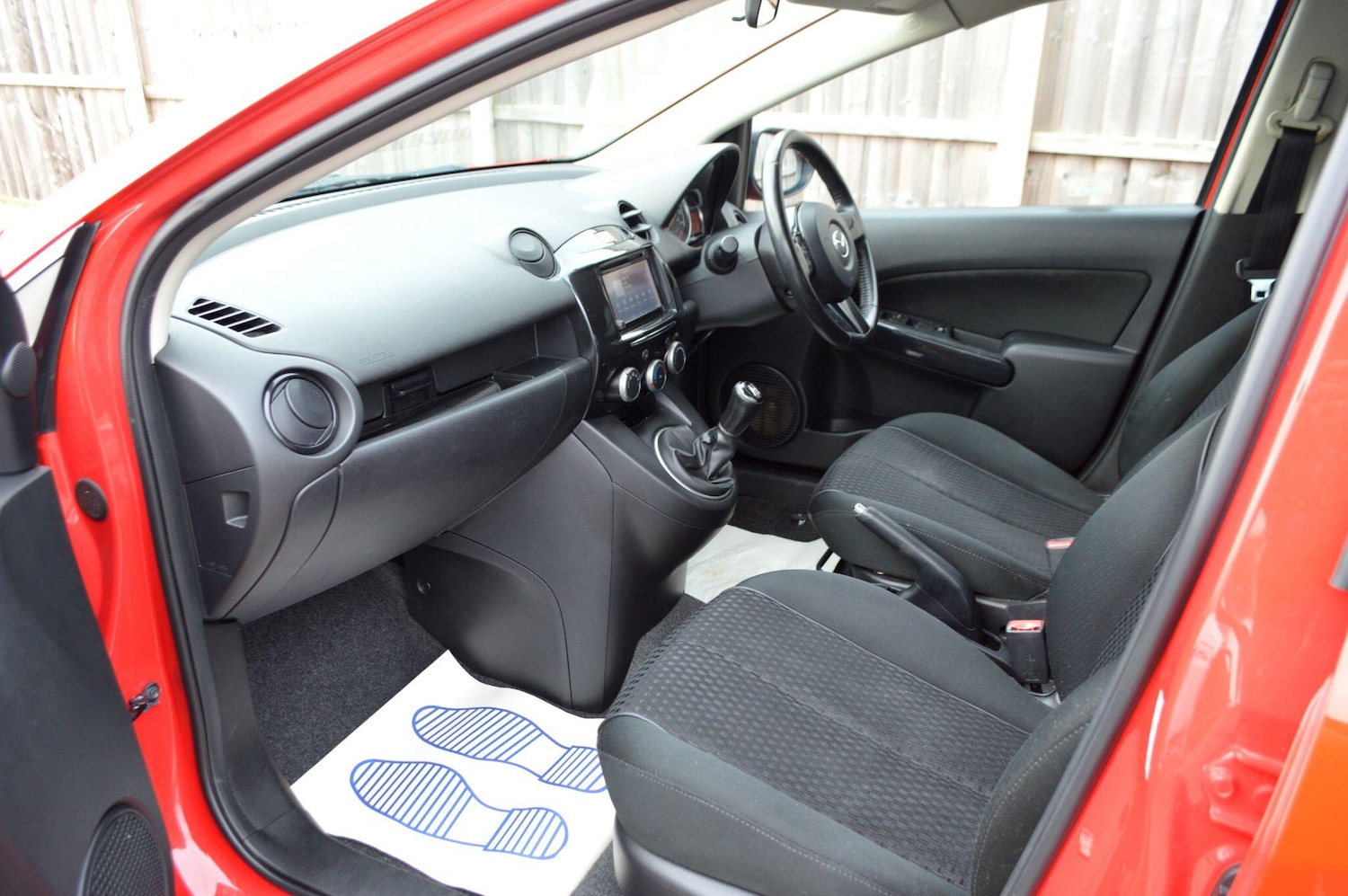 Used Mazda Mazda2 2014 for sale - 77330673: Photo 17