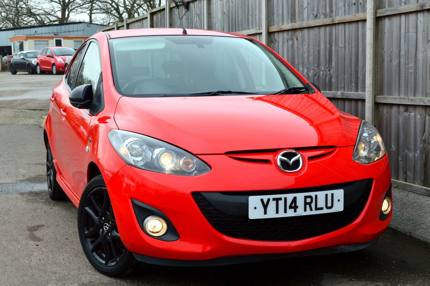 Used Mazda Mazda2 2014 for sale - 77330673: Photo 3