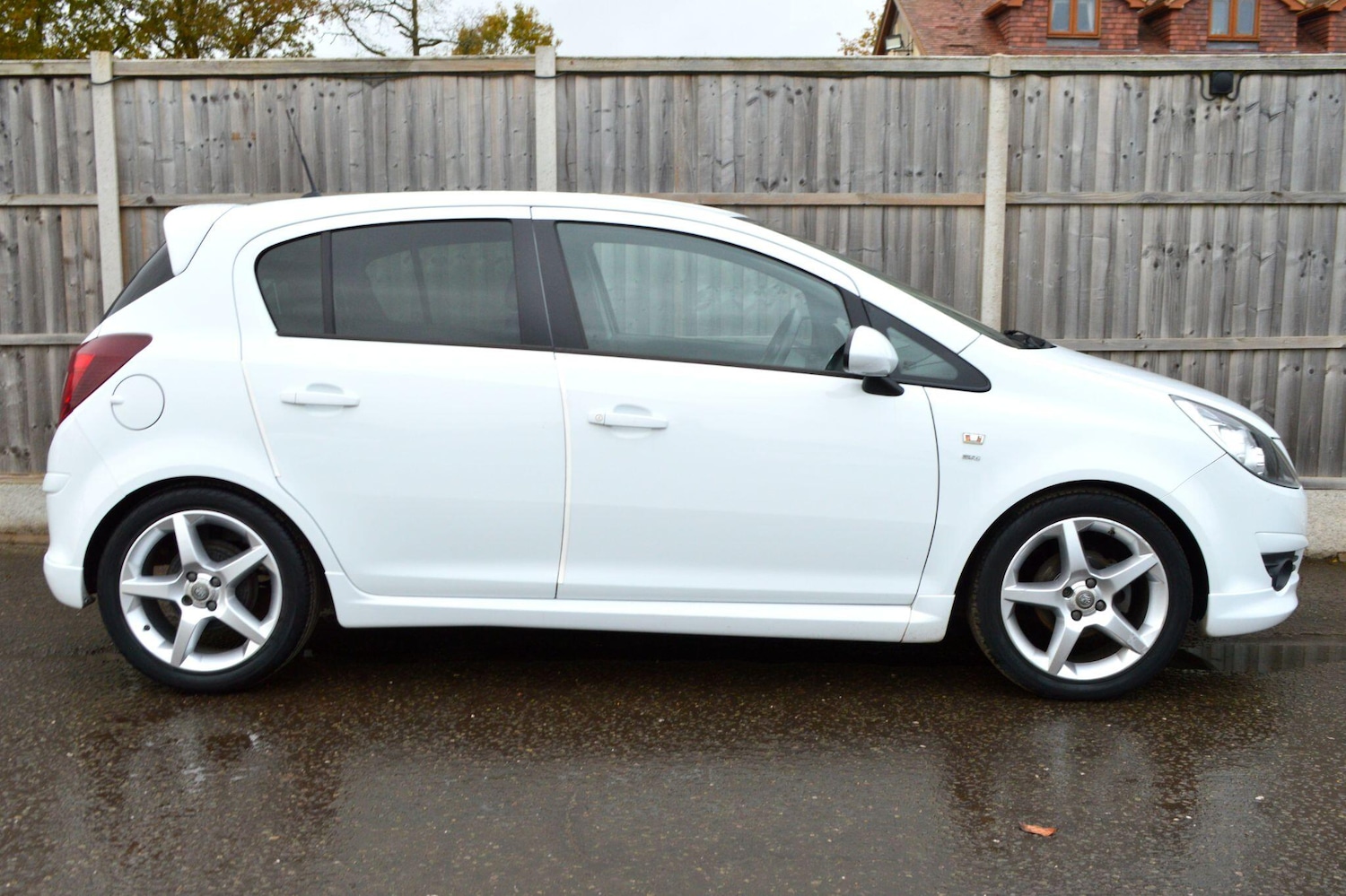 Used Vauxhall Corsa 2010 for sale - 76727611: Photo 23