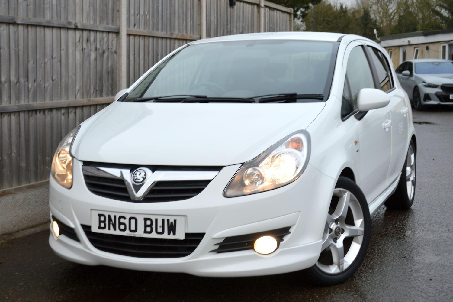 Used Vauxhall Corsa 2010 for sale - 76727611: Photo 3