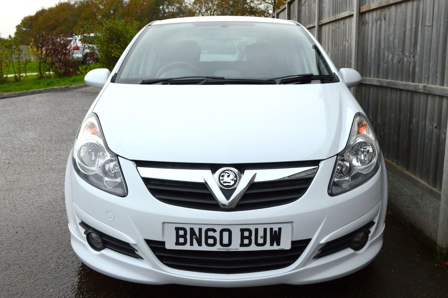Used Vauxhall Corsa 2010 for sale - 76727611: Photo 4