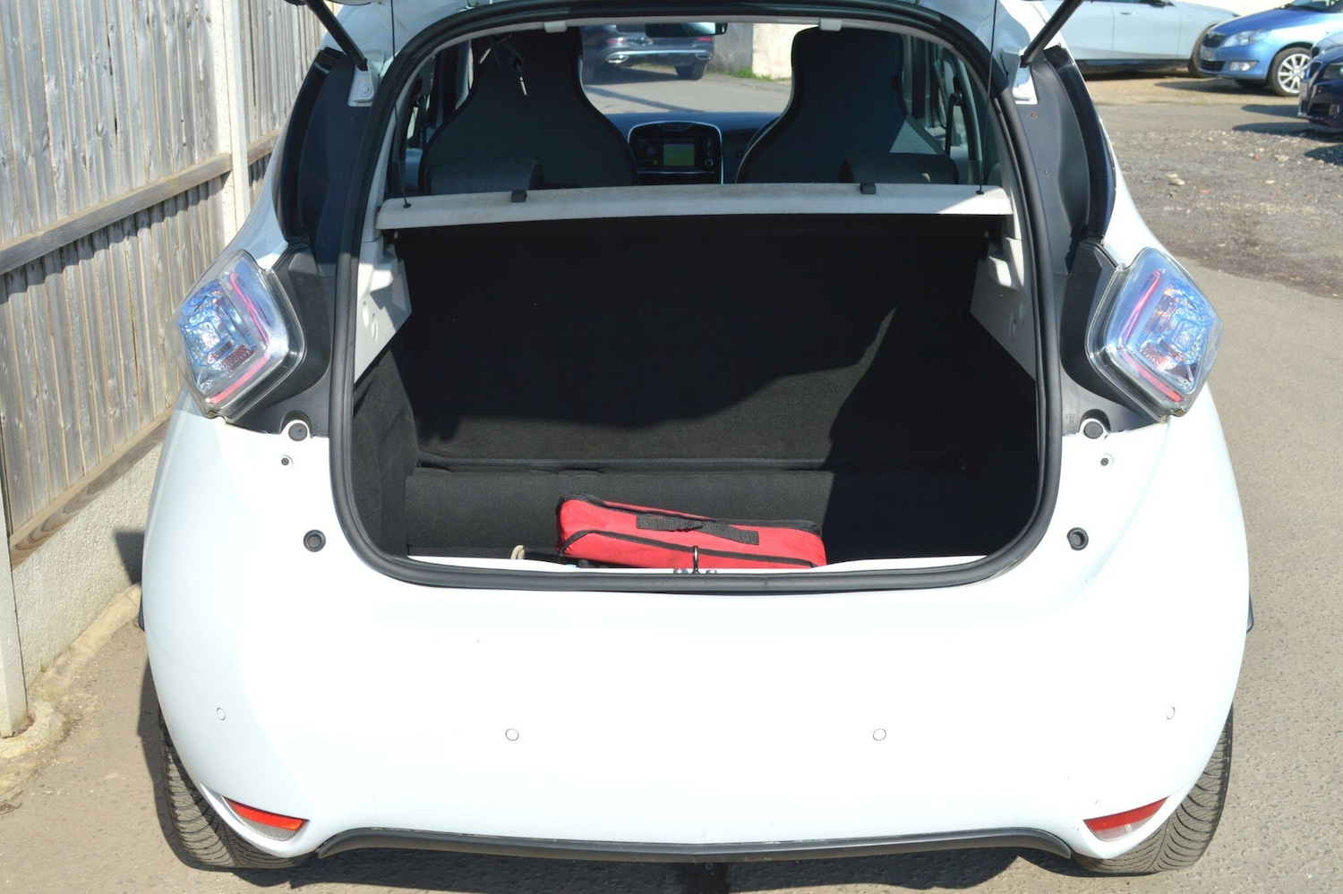 Used Renault Zoe for sale - 77958399: Photo 14