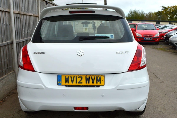 Used Suzuki Swift 2012 for sale - 76270582: Photo 12