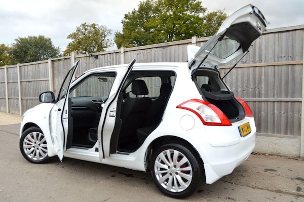 Used Suzuki Swift 2012 for sale - 76270582: Photo 13