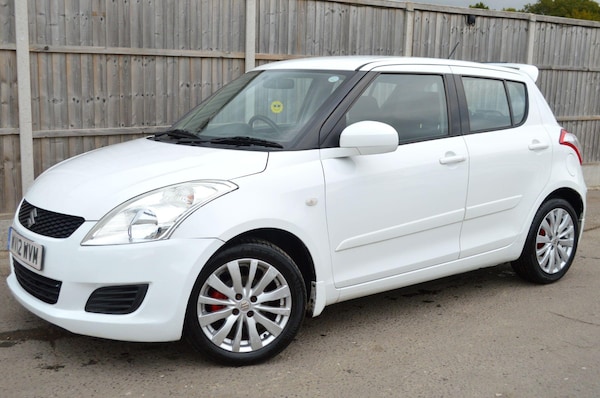 Used Suzuki Swift 2012 for sale - 76270582: Photo 20