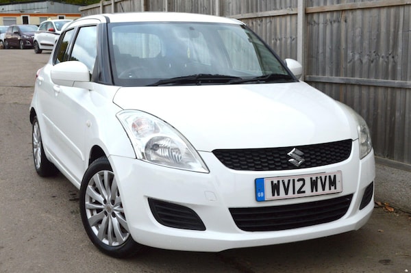 Used Suzuki Swift 2012 for sale - 76270582: Photo 3