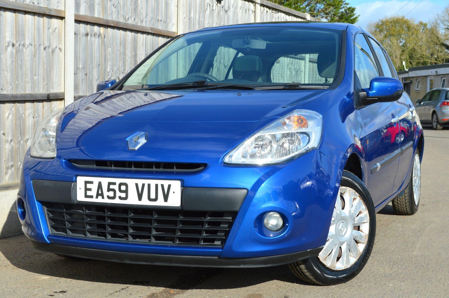 Used Renault Clio 2009 for sale - 76397900: Photo 1