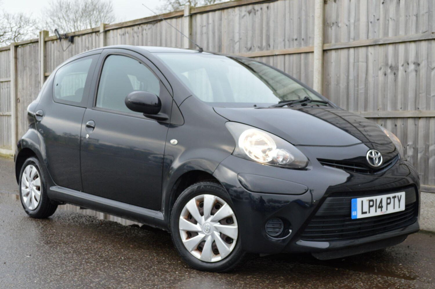 Used Toyota AYGO 2014 for sale - 77549424: Photo 14