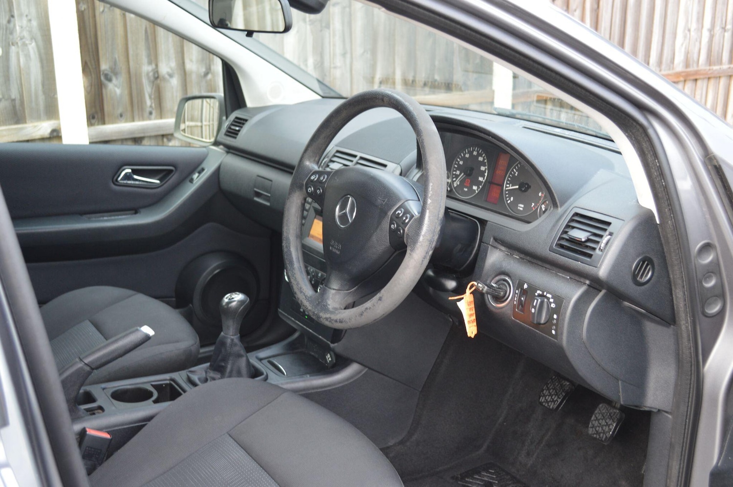 Used Mercedes-Benz A-Class 2012 for sale - 77345451: Photo 16