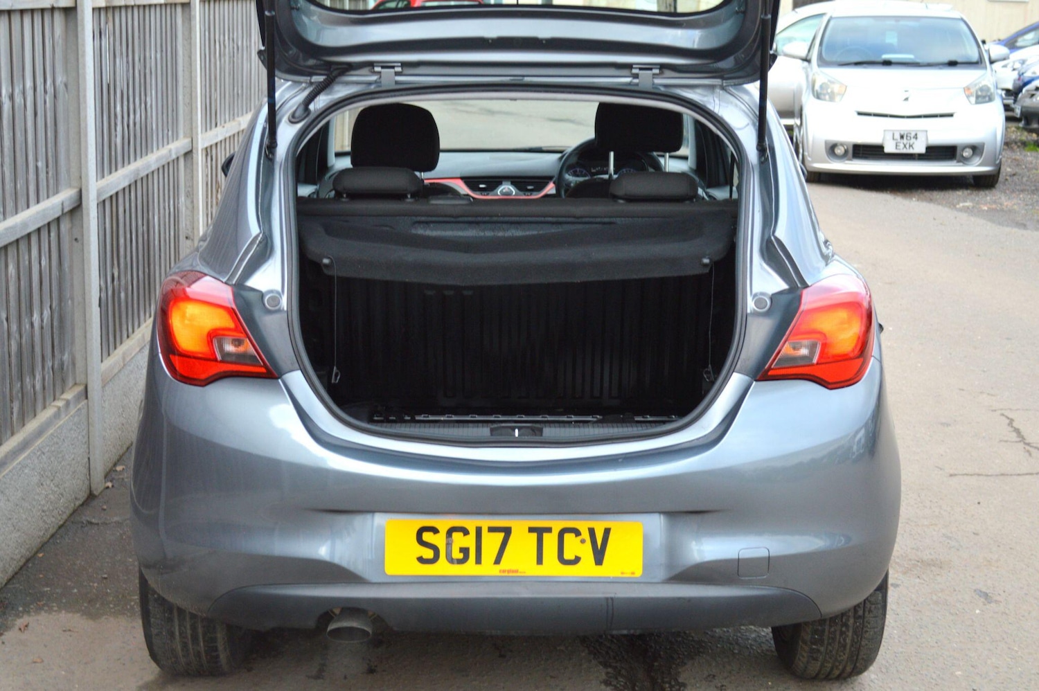 Used Vauxhall Corsa 2017 for sale - 77040967: Photo 8