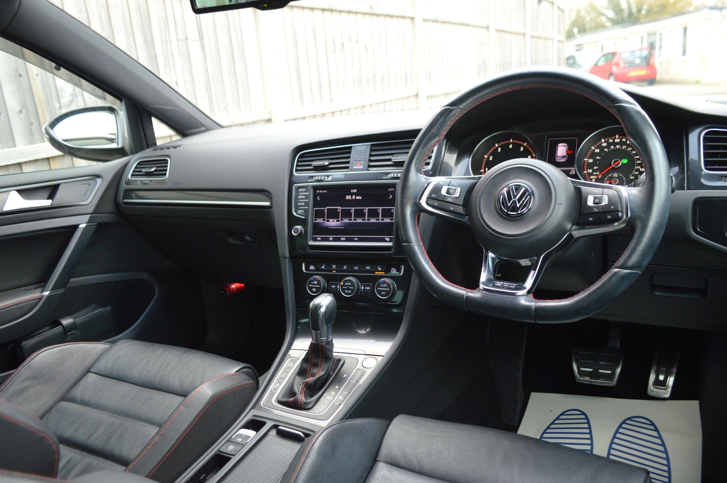 Used Volkswagen Golf for sale - 76701529: Photo 2