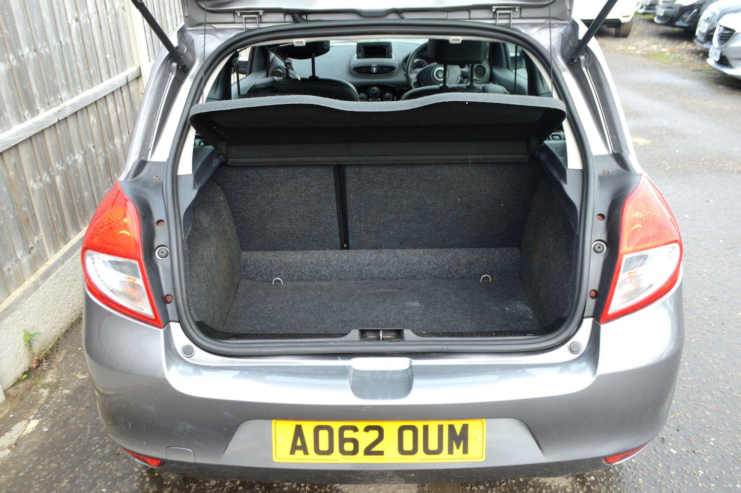 Used Renault Clio 2012 for sale - 76499593: Photo 11