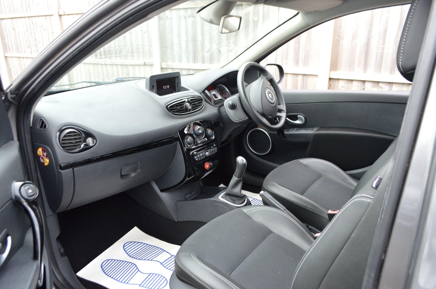 Used Renault Clio 2012 for sale - 76499593: Photo 17