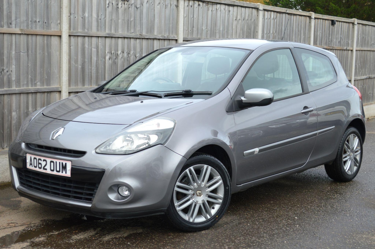 Used Renault Clio 2012 for sale - 76499593: Photo 3