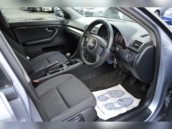 Used Audi A4 2004 for sale - 77215754: Photo