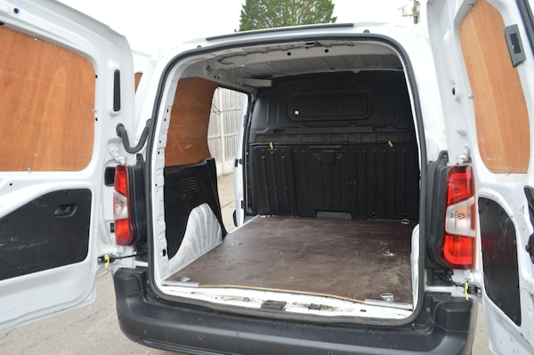 Used Peugeot Partner 2023 for sale - 76260264: Photo 10
